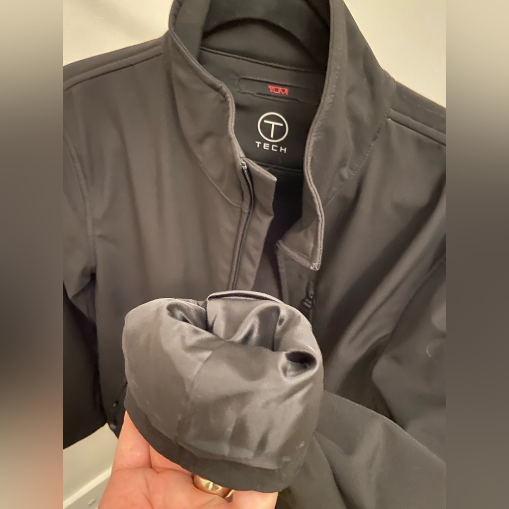 SALE-Tumi Tech sleek black jacket, M - Picture 13 of 15